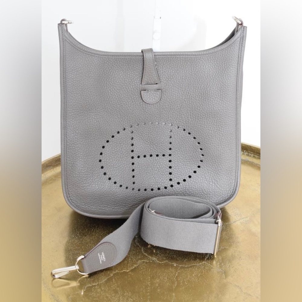 Authentic Hermes Evelyne 111 PM 28 cm in Etain Taurillon Leather Messenger Bag